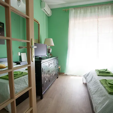 Capocchia House Bed and Breakfast 3*